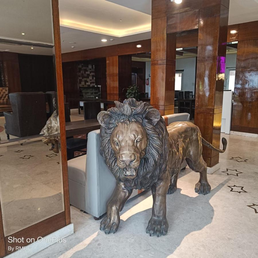 Astra Hotels & Suites Whitefield Near To Nallurahalli Metro Station And Ktpo Bangalore Dış mekan fotoğraf