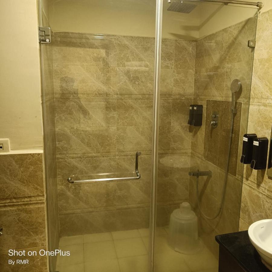 Astra Hotels & Suites Whitefield Near To Nallurahalli Metro Station And Ktpo Bangalore Dış mekan fotoğraf