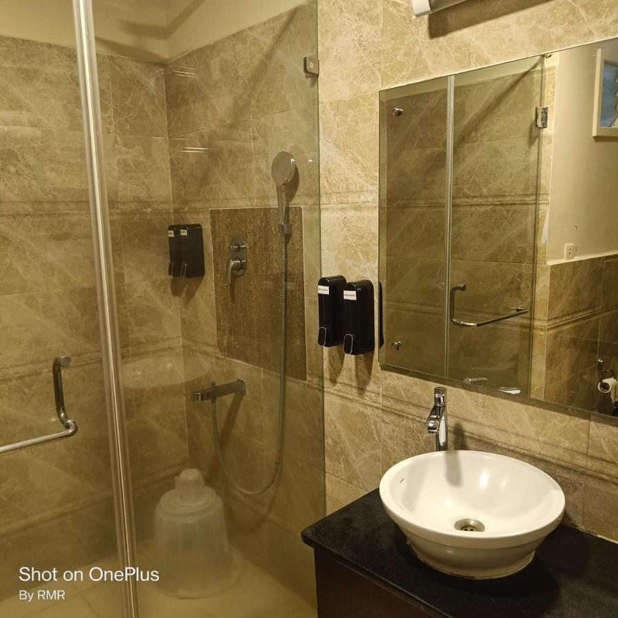 Astra Hotels & Suites Whitefield Near To Nallurahalli Metro Station And Ktpo Bangalore Dış mekan fotoğraf
