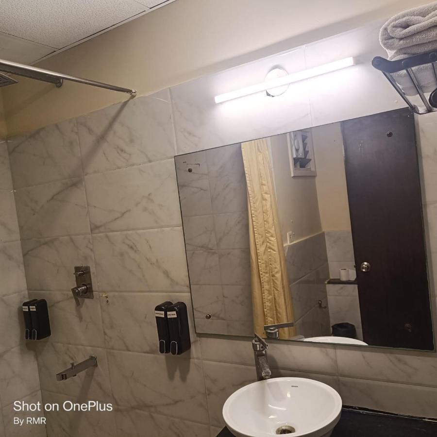 Astra Hotels & Suites Whitefield Near To Nallurahalli Metro Station And Ktpo Bangalore Dış mekan fotoğraf